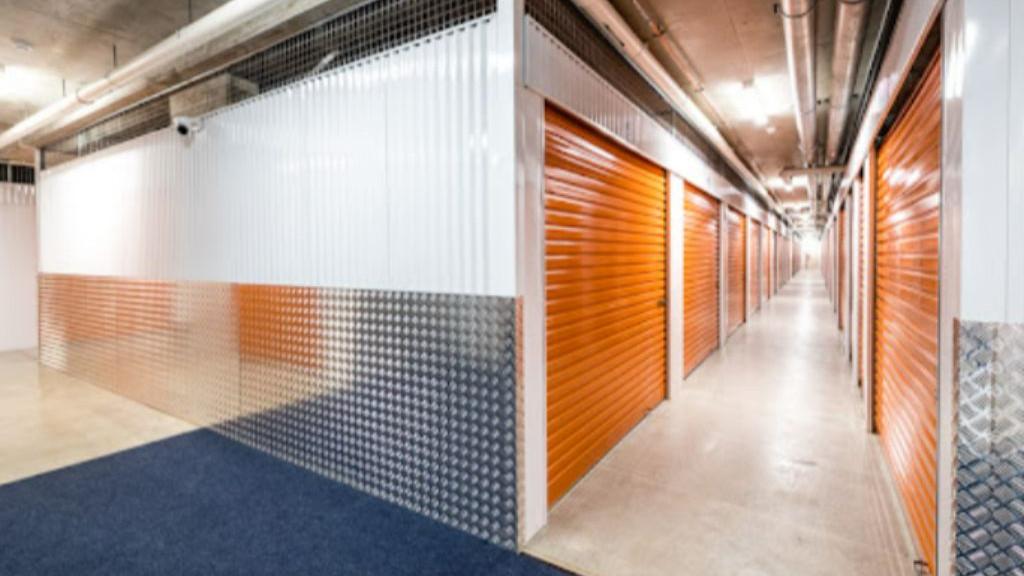 Gold Coast death Police establish crime scene after man’s body found