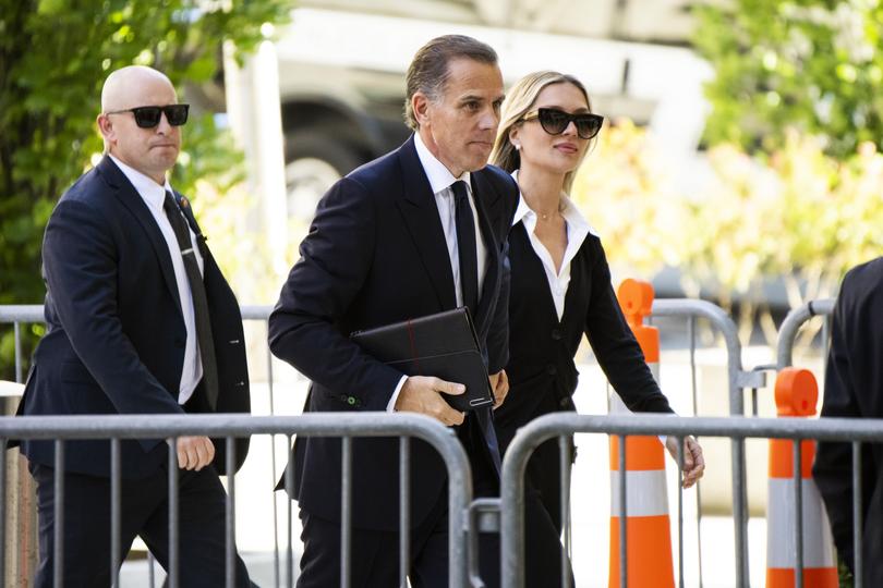 Hunter Biden arrives at federal court in Wilmington on Monday. MUST CREDIT: Joe Lamberti for The Washington Post