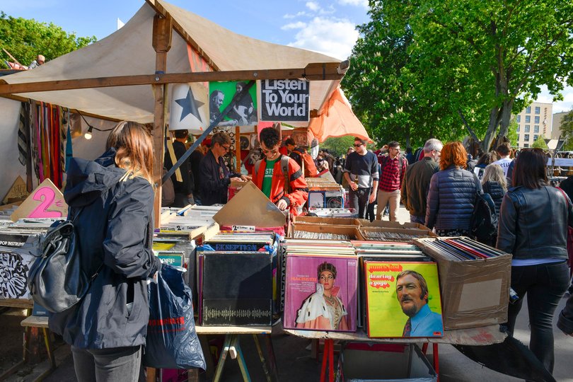 Flea market in the wall park, Prenzlauer mountain, Pankow, Berlin, Germany, Flohmarkt am Mauerpark, Prenzlauer Berg, Germany.