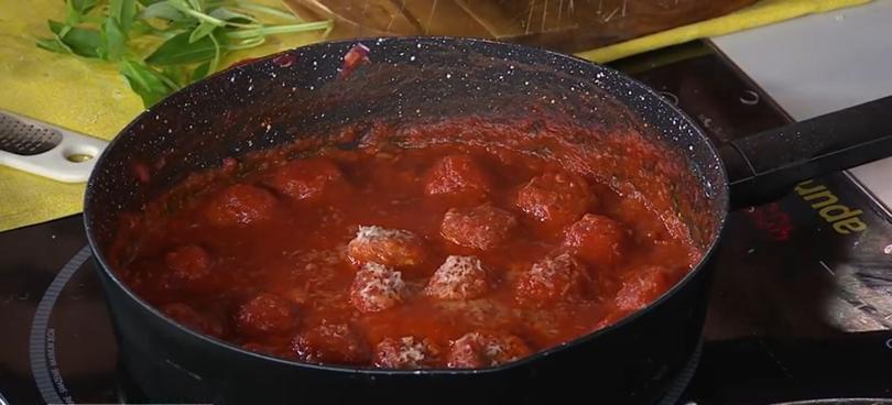 meatballs fettuccine and minestrone