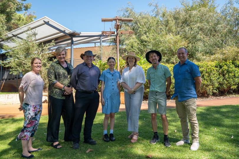 Sarah-Jayne Powell, All Saints’ College principal Belinda Provis, Town of Victoria Park infrastructure operations manager Gregor Wilson,  environment captain Jessica Lim, mayor Karen Vernon, town urban ecosystems supervisor Stephen Szydlowski and Vic Powell.