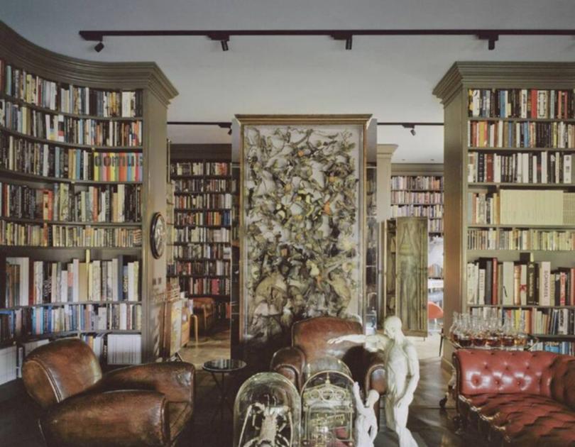 Character and colour in the library in this home in the NSW wine region of Mudgee.