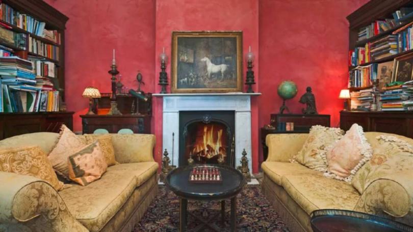 Character and colour in the library in this home in the NSW wine region of Mudgee.