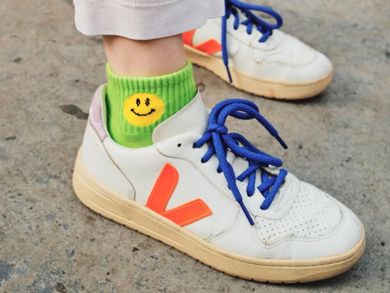 Gen Z has already taken on shibboleths of millennial fashion like skinny jeans and side parts now some young people are declaring a preference for crew socks. 