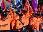 Manufacturing workers could vote to split from the powerful CFMEU under new laws before parliament. (Darren England/AAP PHOTOS)