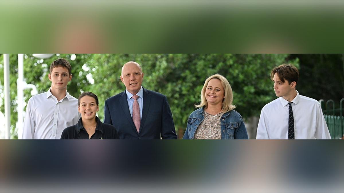 Opposition Leader Peter Dutton’s son Tom Dutton purportedly photographed holding bag containing