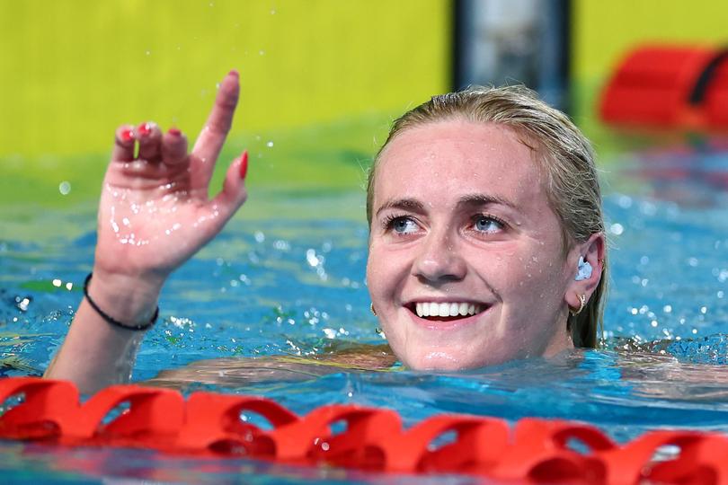 BRISBANE, AUSTRALIA - JUNE 13: Ariarne Titmus of Queensland celebrates winning the Women’s 800m Freestyle Final during the 2024 Australian Swimming Trials at Brisbane Aquatic Centre on June 13, 2024 in Brisbane, Australia. (Photo by Quinn Rooney/Getty Images)