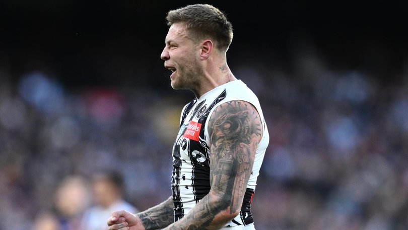 Jordan De Goey is one of a quartet of stars ready to return to Collingwood's starting line-up. (Joel Carrett/AAP PHOTOS)