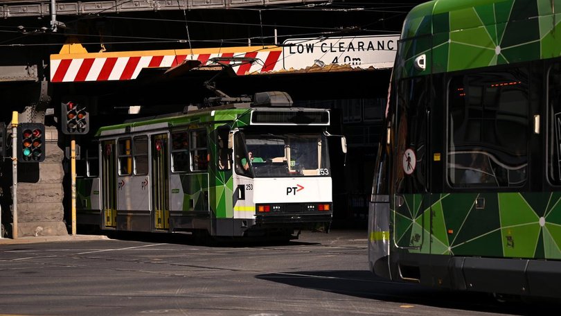 A new contract has strict benchmarks to hold operators to account, the Victorian government says. (Joel Carrett/AAP PHOTOS)