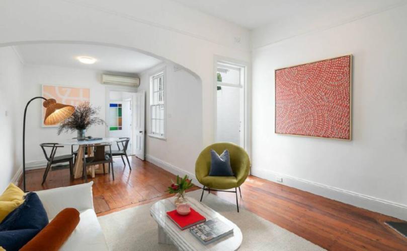 Get the Paddo address for less in this cute one-bedder in the pricey Sydney suburb.