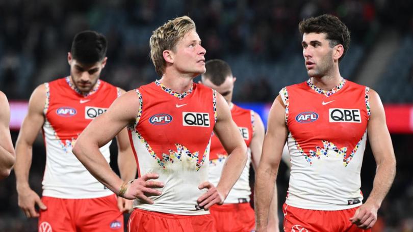 Isaac Heeney (centre) could be ineligible for the Brownlow Medal after an incident against St Kilda. (Joel Carrett/AAP PHOTOS)