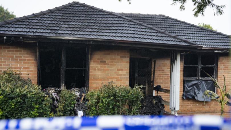 A neighbour who saved children from a burning home has launched a fundraiser for the family. (Thomas Parrish/AAP PHOTOS)