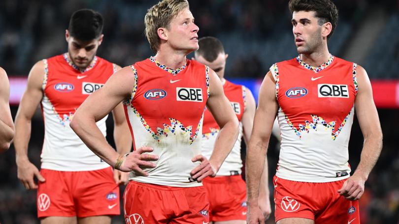 Isaac Heeney of the Swans leaves the field after being defeated in the AFL Round 17 match between the St Kilda Saints and the Sydney Swans at Marvel Stadium in Melbourne, Sunday, July 7, 2024. (AAP Image/Joel Carrett) NO ARCHIVING, EDITORIAL USE ONLY JOEL CARRETT