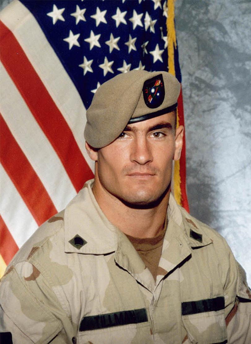 Cpl Pat Tillman gave up a rich gridiron contract to join the US army. 