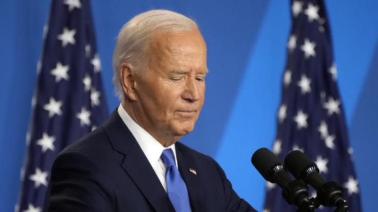 Joe Biden mistakenly introduced Ukrainian President Volodymyr Zelenskiy as "President Putin". 