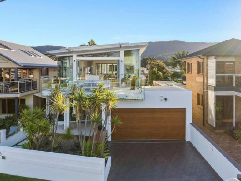 16 Trinity Row, Bulli is currently on the market.