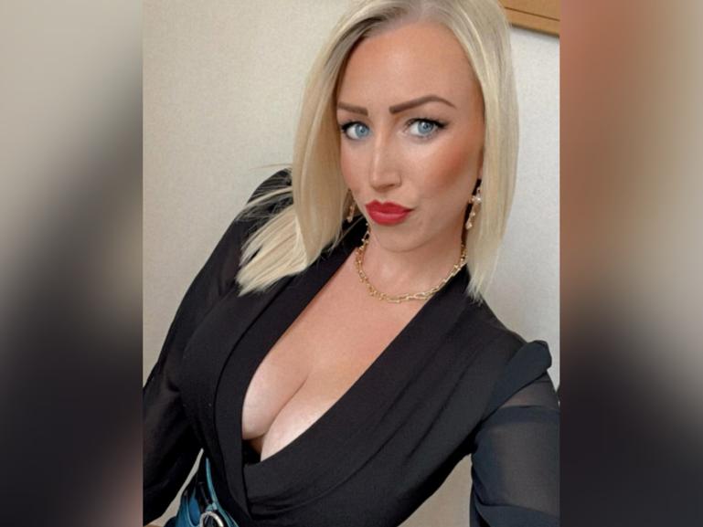 Mother-of-five Rachel Stanton, (31, pictured) admitted to wilful misconduct in public office after she entered a relationship with Edwin Poole while he was serving a 10-and-a-half-year sentence in HMP Five Wells, Wellingborough, Northamptonshire.