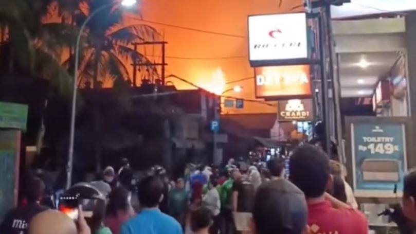 A major fire engulfed a number of houses and shops in Seminyak.