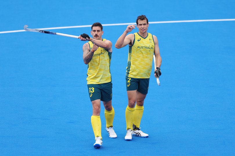 Blake Govers and Thomas Craig of Team Australia appeal to the match umpire.