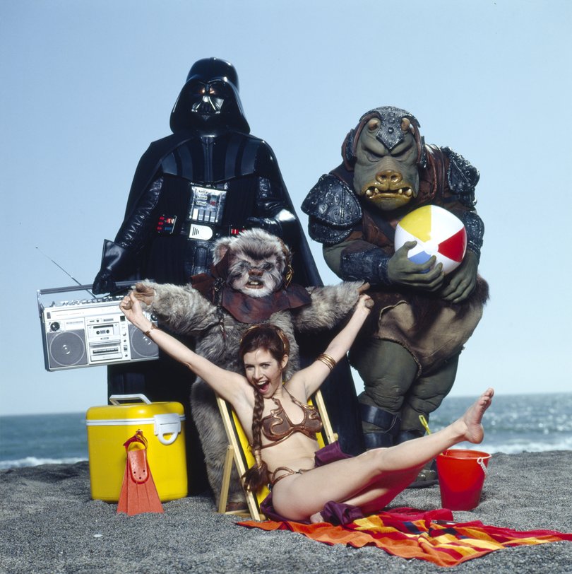 Carrie Fisher on Stinson Beach in Northern California with the cast of Star Wars. (Photo by Aaron Rapoport/Corbis via Getty Images)