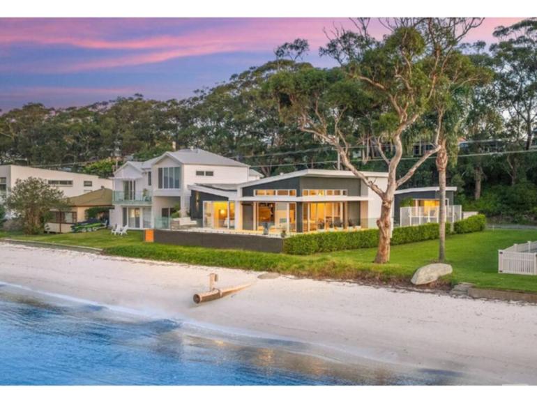 49 Foreshore Drive, Salamander Bay sold at auction for $4.2 million earlier this month.