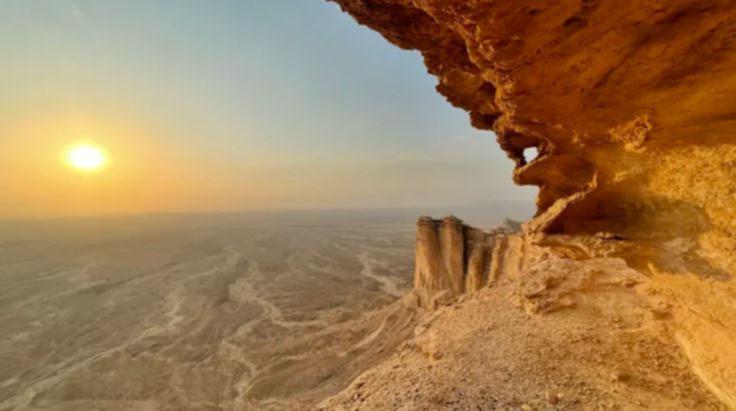 The photo Todd Miller snapped at Saudi Arabia’s “Edge of the World” cliff.