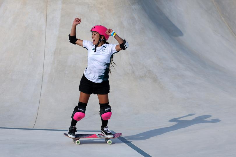 PARIS, FRANCE - AUGUST 06: Arisa Trew of Team Australia celebrates during the Women's Park Final on day eleven of the Olympic Games Paris 2024 at Place de la Concorde on August 06, 2024 in Paris, France. (Photo by Julian Finney/Getty Images)