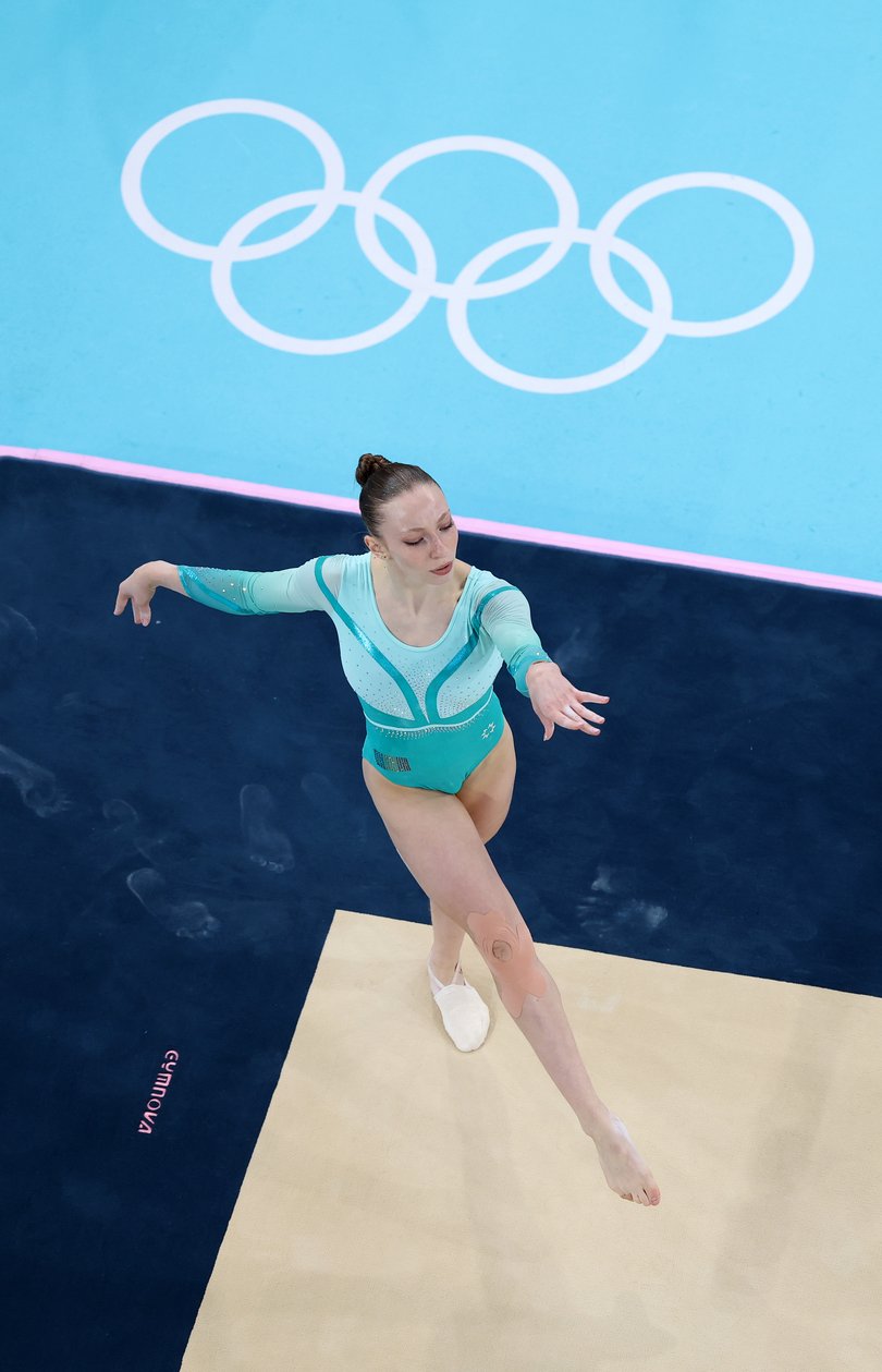 It was deemed that Ana Bărbosu stepped outside the boundary on appeal.