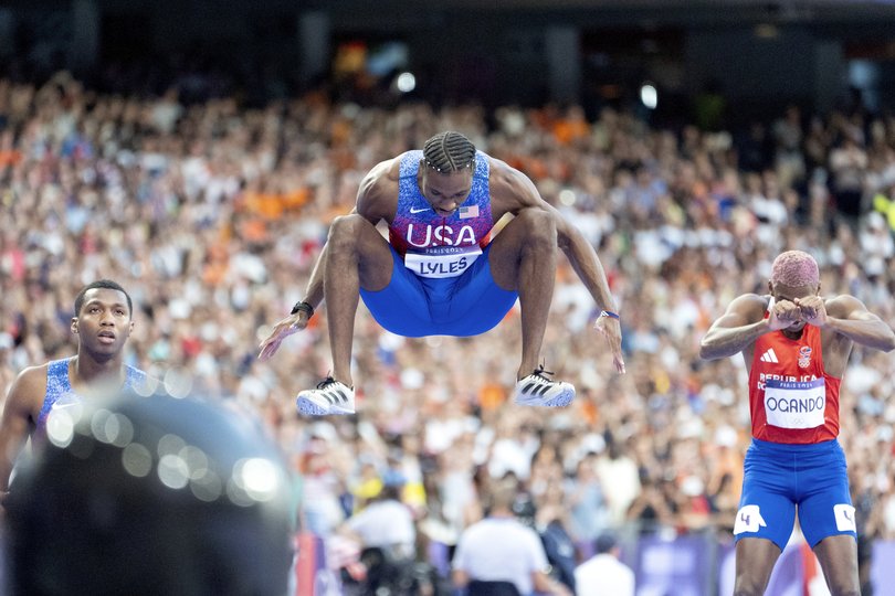Lyles in the moments before the race.