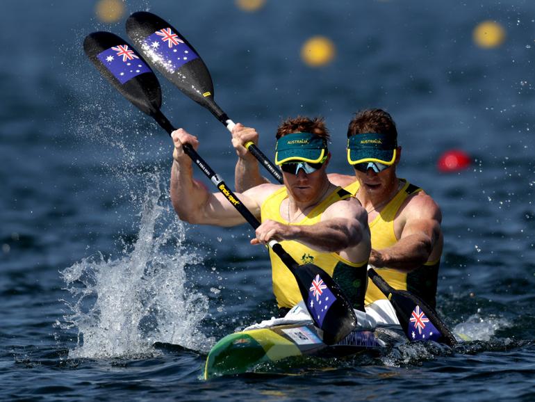 Australia’s sprint kayak stars Tom Green and Jean van der Westhuyzen have been unable to reproduce their Tokyo heroics, winning bronze in the K2 500m.