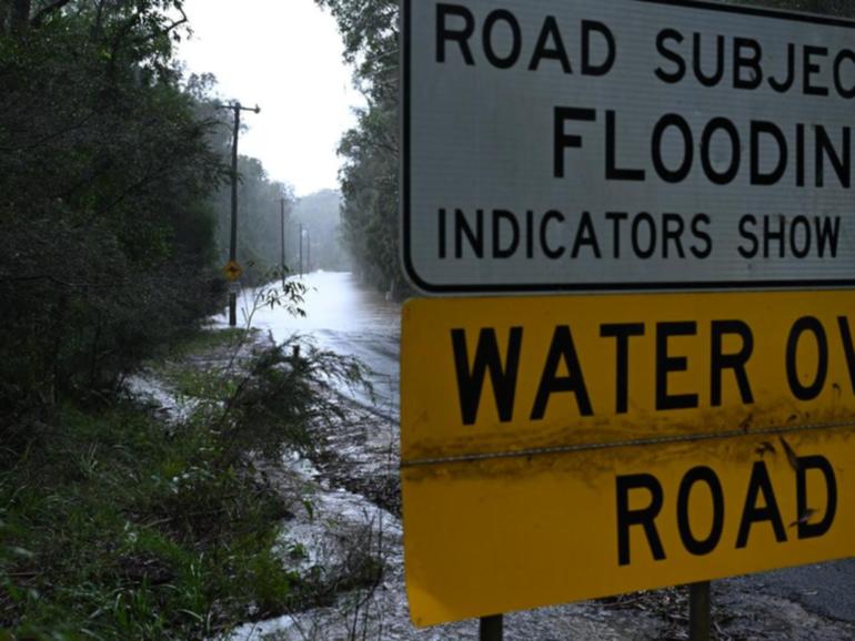 Large areas of the east coast near the NSW-Queensland border are expected to receive heavy rain. (Dean Lewins/AAP PHOTOS)