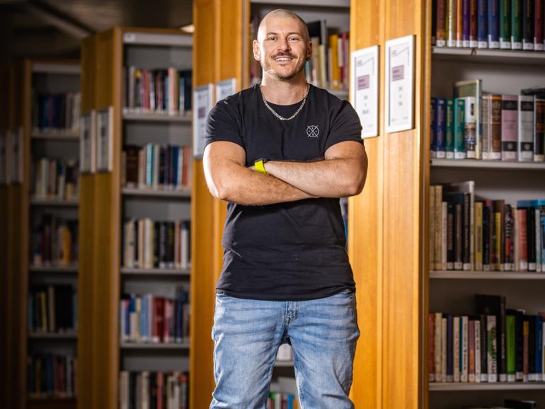 Best Australian Yarn judge author Holden Sheppard.