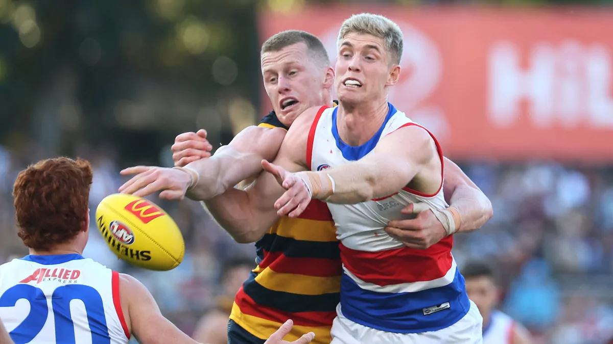 Tim Ruck Western Bulldogs ruck Tim English snubs WA interest after signing new ...