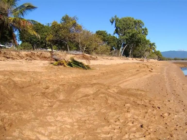 A man has died in a quad bike rollover on Toolakea Beach in Townsville.