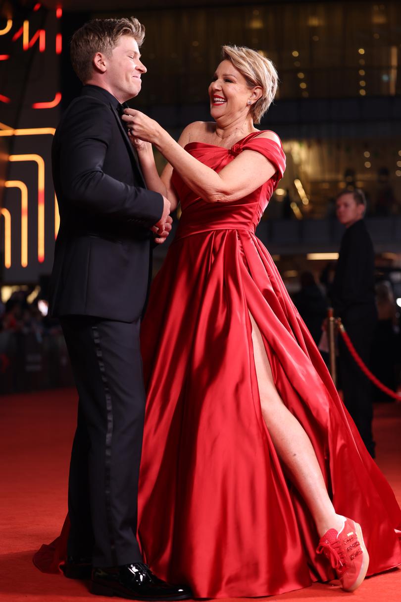 SYDNEY, AUSTRALIA - AUGUST 18: Julia Morris and Robert Irwin attend the 64th TV WEEK Logie Awards at The Star on August 18, 2024 in Sydney, Australia. (Photo by Hanna Lassen/Getty Images for TV WEEK Logie Awards)