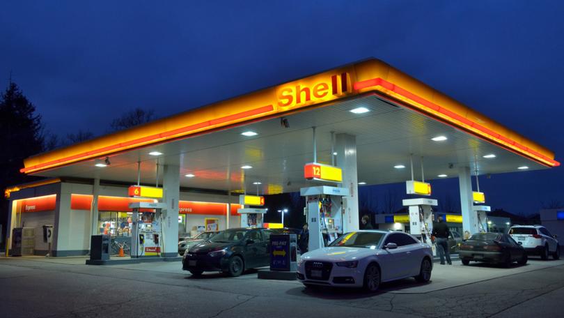 Urgent warning for motorists to fill up at the bowser as petrol prices are expected to spike this weekend.