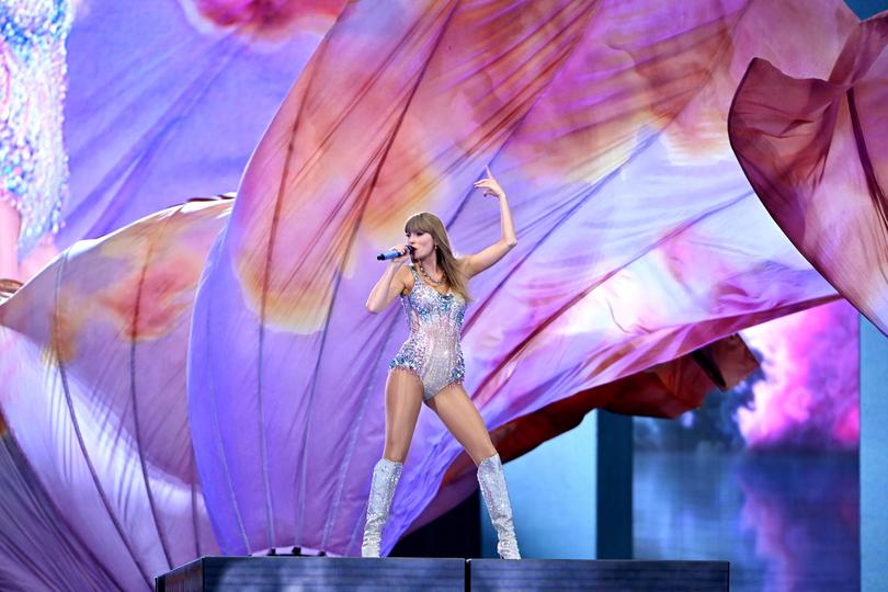 LONDON, ENGLAND - AUGUST 15: (EDITORIAL USE ONLY AND NO COMMERCIAL USE AT ANY TIME. NO USE ON PUBLICATION COVERS). Taylor Swift performs on stage during the "Taylor Swift | The Eras Tour" at Wembley Stadium on August 15, 2024 in London, England. (Photo by Kate Green/Getty Images)