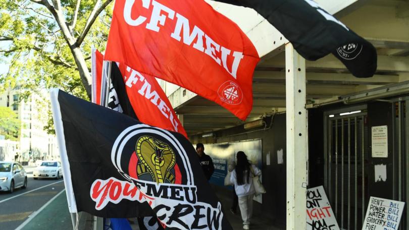 Tradies will walk off the job on Tuesday to protest the CFMEU being forced into administration. (Jono Searle/AAP PHOTOS)