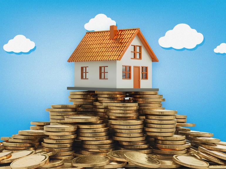 There is opportunity and risk for homeowners in Australia’s property windfall.