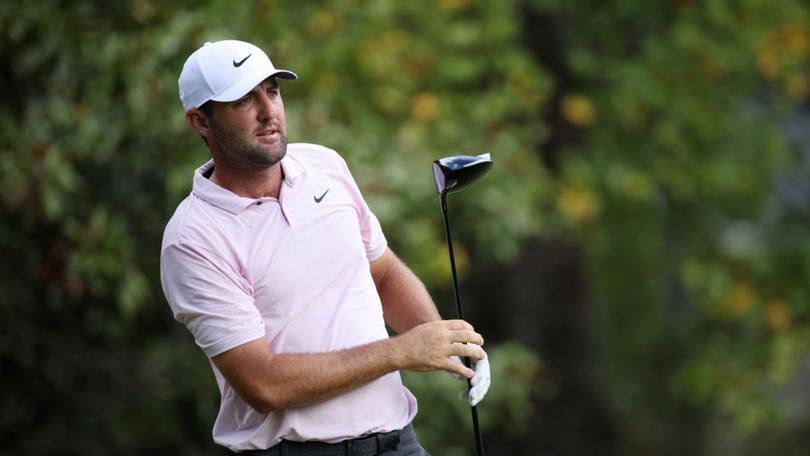 Scottie Scheffler is remaining cool under pressure despite pressure from those behind.