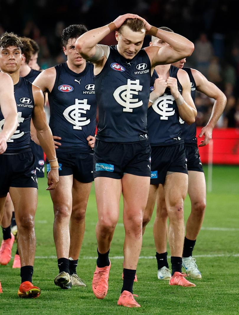 MELBOURNE, AUSTRALIA - AUGUST 25: Patrick Cripps of the Blues looks dejected after a loss during the 2024 AFL Round 24 match between the Carlton Blues and the St Kilda Saints at Marvel Stadium on August 25, 2024 in Melbourne, Australia. (Photo by Michael Willson/AFL Photos via Getty Images)