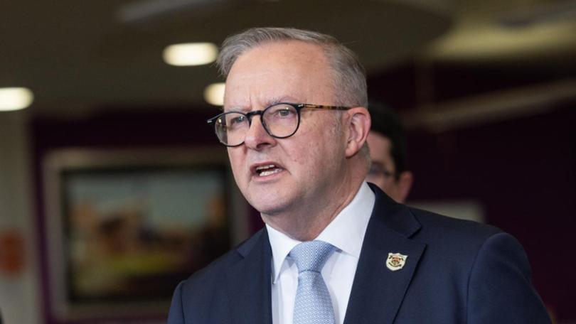 Anthony Albanese visits a TAFE campus in Perth with MPs Ian Goodenough and Anne Aly. Justin Benson-Cooper