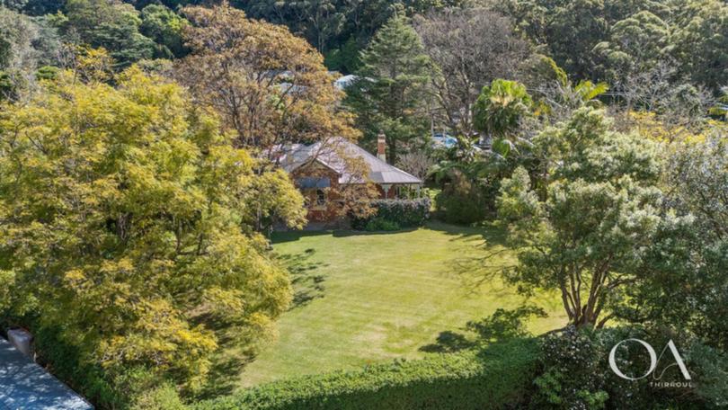 The selling agent said the property had already attracted strong early interest from Sydney and northern Illawarra buyers.