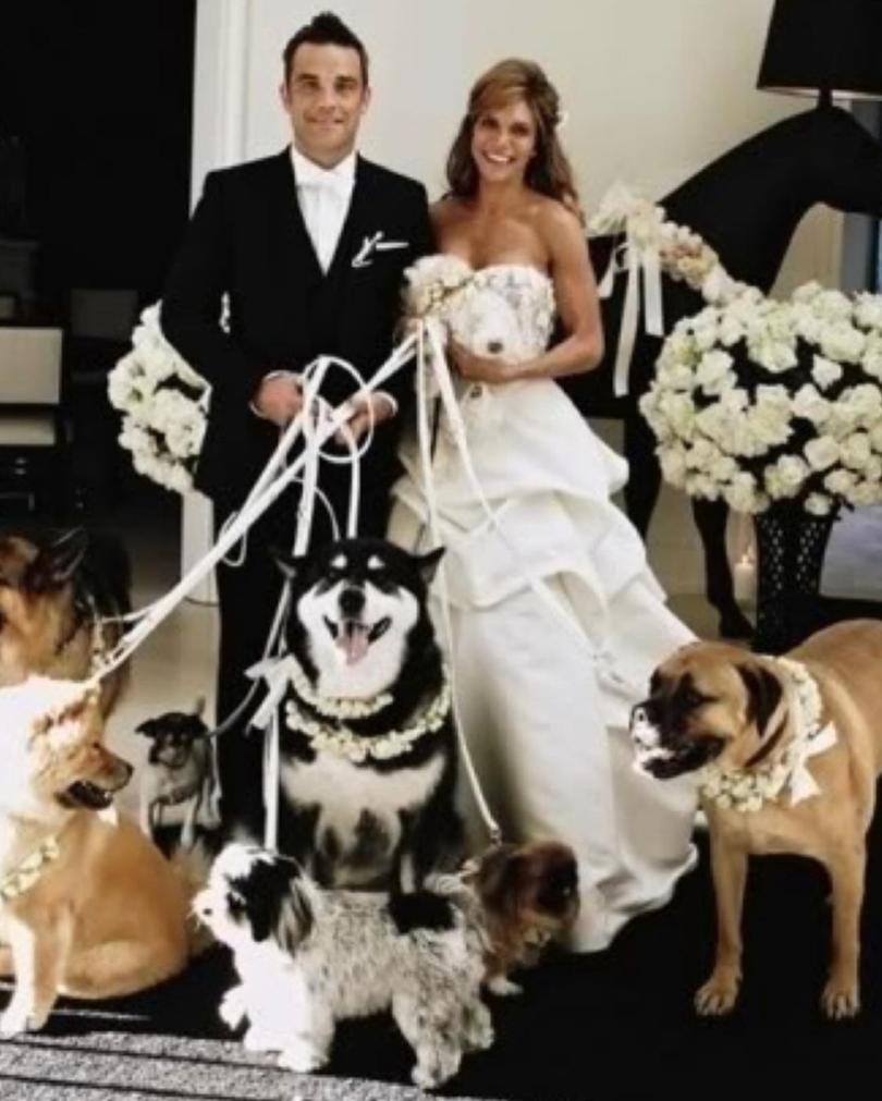 Robbie Williams and wife Ayda Williams have announced the heartbreaking news that two of their beloved dogs have died on the same night.