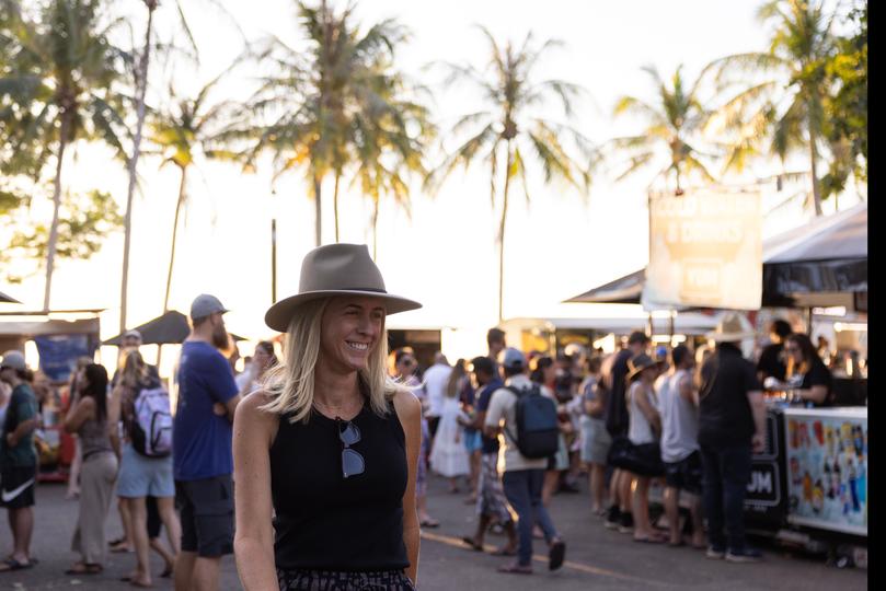 Dinner at Mindil Beach Sunset Markets.