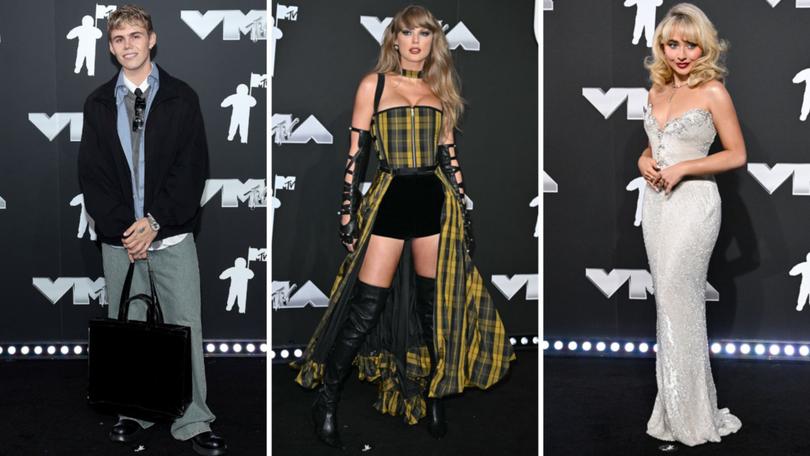 The Kid Laroi, Taylor Swfit and Sabrina Carpenter at the 2024 VMAs.