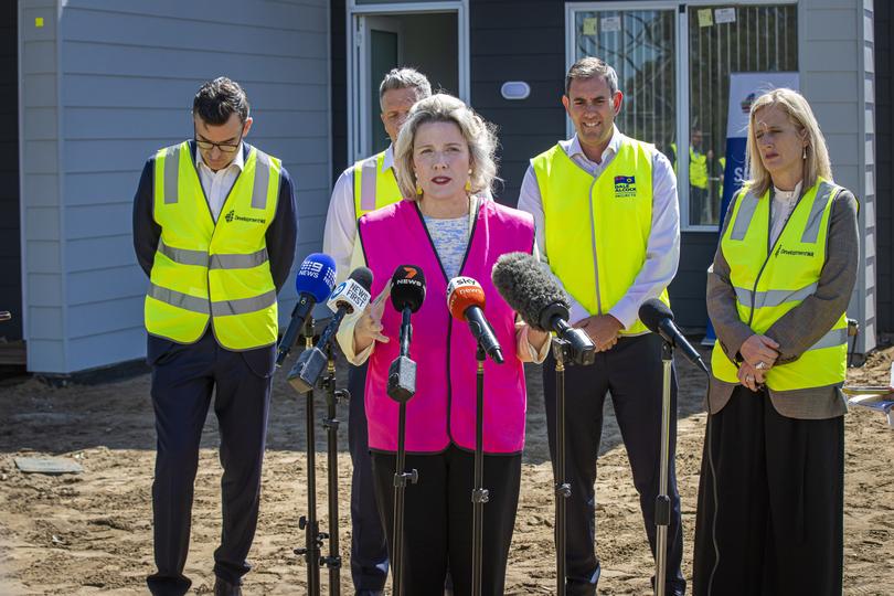 Federal Housing Minister Clare O’Neil in Perth to unveil the latest social homes delivered by the continued partnership of the Albanese and Cook Governments.