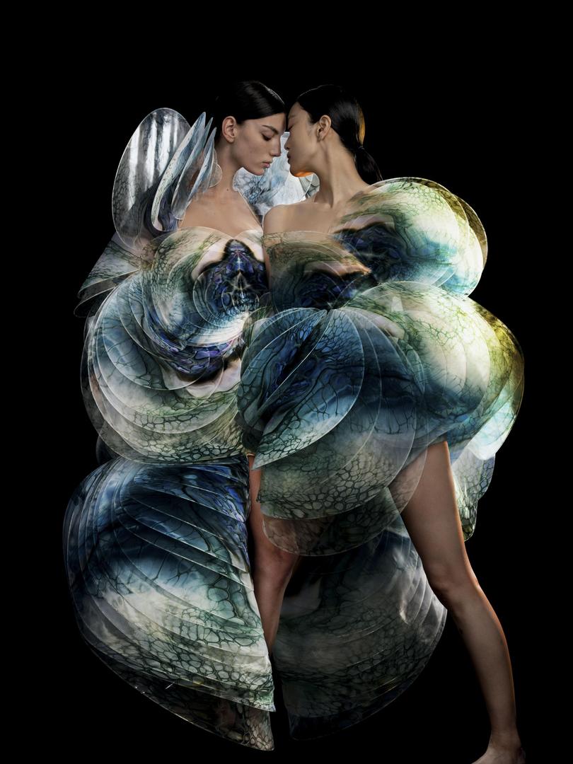 Iris van Herpen's Sensory Seas dress and Nautiloid dress, from the Sensory Seas collection 2020.