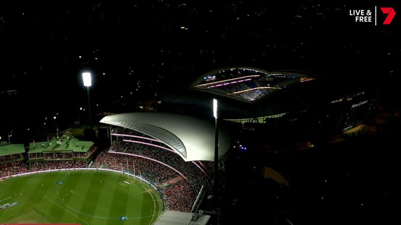 There were contrasting crowds at the two big finals in Sydney on Friday night.