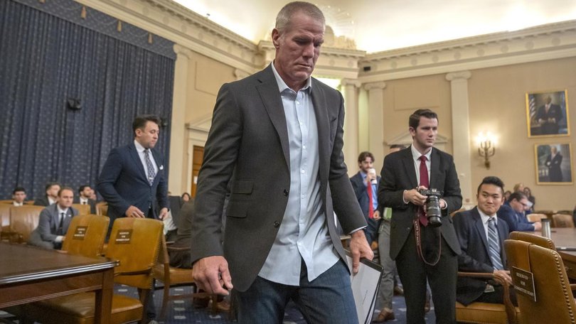 Former NFL quarterback Brett Favre has revealed he has Parkinson’s disease.